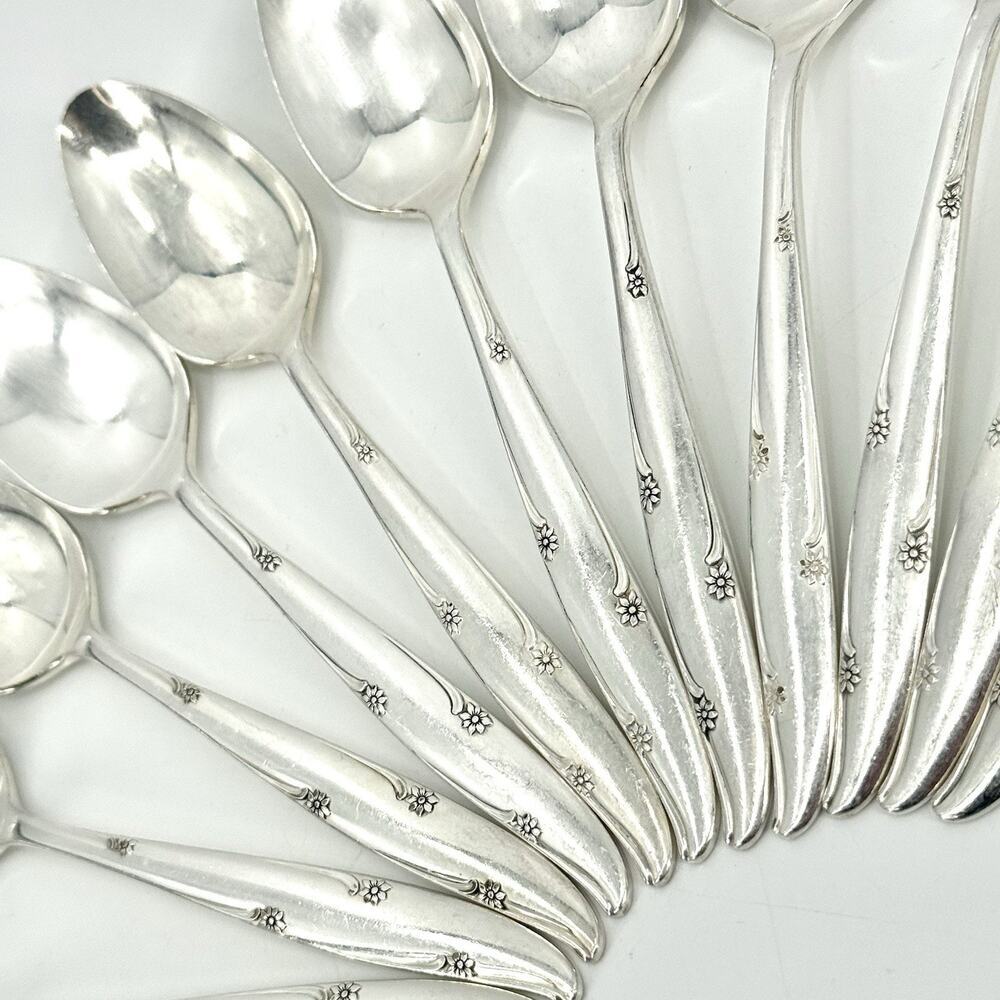 Lot of 11 Oneida Community SILVER FLOWER 1960s Silverplate Oval Teaspoons 5 7/8"